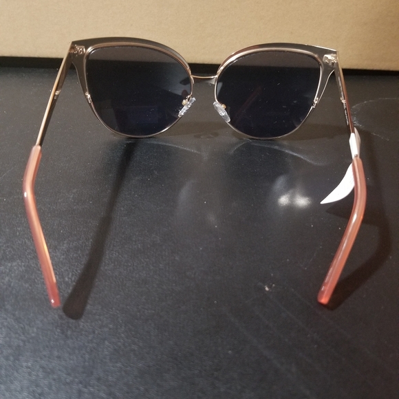 H Halveston sunglasses - Picture 5 of 6